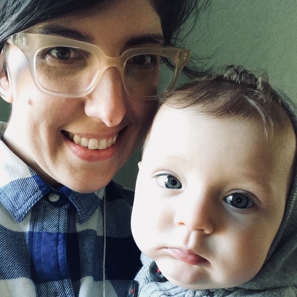 Meet your Posher, Elizabeth - Picture 2 of 2